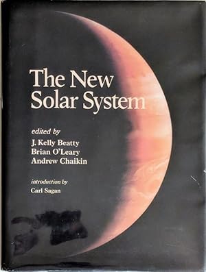 Image du vendeur pour The New Solar System. Introduction by Carl Sagan. mis en vente par Jeff Weber Rare Books