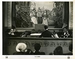 "LA DOUBLURE" / Réalisé par Jean CARET en 1932 d'après le sketch PARAMOUNT / avec de gauche à dro...