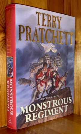 Bild des Verkufers fr Monstrous Regiment: 31st in the 'Discworld' series of books zum Verkauf von bbs