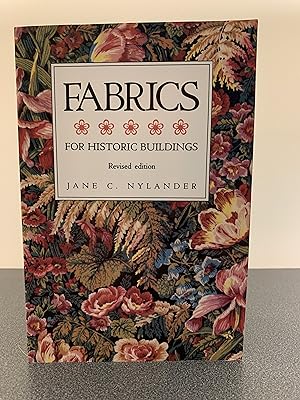 Imagen del vendedor de Fabrics for Historic Buildings: A Guide to Selecting Reproduction Fabrics [Revised Edition] a la venta por Vero Beach Books