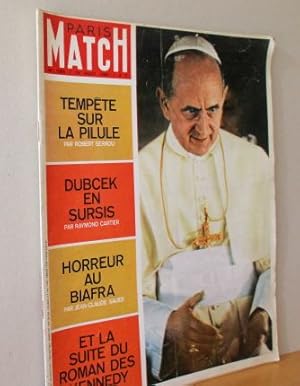 Paris Match. No. 1005 - 10 aout 1968 Tempête sur la pillule; Dubcek en sursis; Horreur au Biafra;...