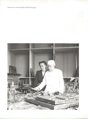 Image du vendeur pour LAMINA 51360: Rouault con su hija Isabelle en 1953 mis en vente par EL BOLETIN