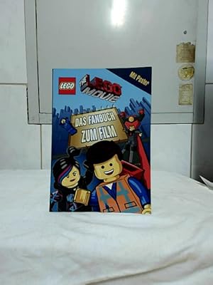 Seller image for The Lego movie - das Fanbuch zum Film. Lego. [Written by Ace Landers. Cover and additional ill. by Kenny Kiernan. bers.: Maria Zettner]. for sale by Ralf Bnschen