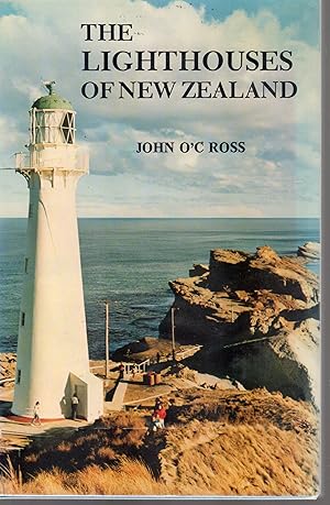 Image du vendeur pour The Lighthouses of New Zealand mis en vente par Browsers Books