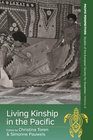 Seller image for Living Kinship in the Pacific for sale by GreatBookPricesUK
