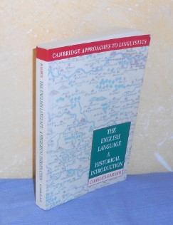 Image du vendeur pour The English Language: A Historical Introduction (Cambridge Approaches to Linguistics) mis en vente par AnimaLeser*Antiquariat