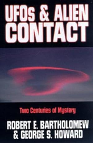 Image du vendeur pour Ufo's & Alien Contact : Two Centuries of Mystery mis en vente par GreatBookPrices