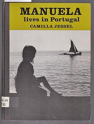 Imagen del vendedor de Manuela Lives in Portugal a la venta por Laura Books
