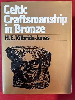 Bild des Verkufers fr Celtic Craftsmanship in Bronze. zum Verkauf von Plurabelle Books Ltd
