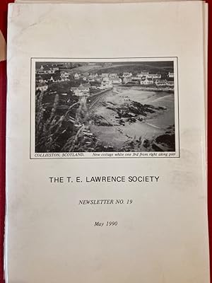 Bild des Verkufers fr The T E Lawrence Society Newsletter, No 19, May 1990. zum Verkauf von Plurabelle Books Ltd