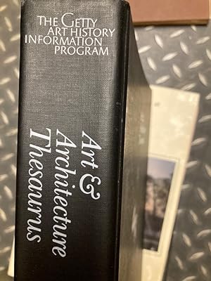 Bild des Verkufers fr Art and Architecture Thesaurus. Volume 1. Part I: Introduction. Part II: Hierarchical Displays. zum Verkauf von Plurabelle Books Ltd