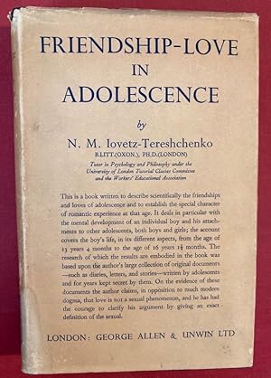 Bild des Verk�ufers f�r Friendship-love in Adolescence. zum Verkauf von Plurabelle Books Ltd