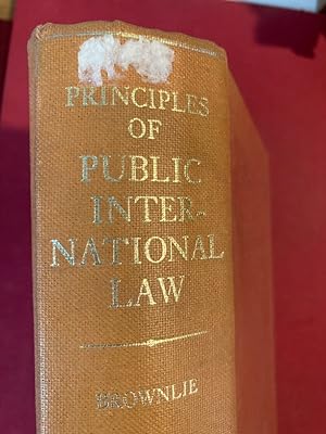 Bild des Verkufers fr Principles of Public International Law. Third Edition. zum Verkauf von Plurabelle Books Ltd