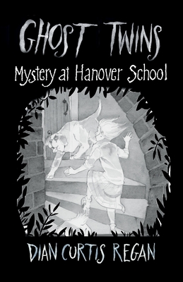 Bild des Verkufers fr Ghost Twins #7: Mystery at Hanover School (Paperback or Softback) zum Verkauf von BargainBookStores