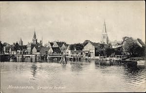 Bild des Verkufers fr Ansichtskarte / Postkarte Monnikendam Waterland Nordholland Niederlande, Gezicht op de stad zum Verkauf von akpool GmbH
