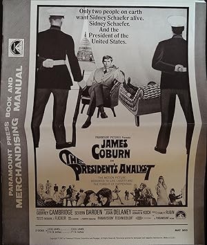 Imagen del vendedor de The President's Analyst Pressbook 1968 James Coburn, Godfrey Cambridge a la venta por AcornBooksNH