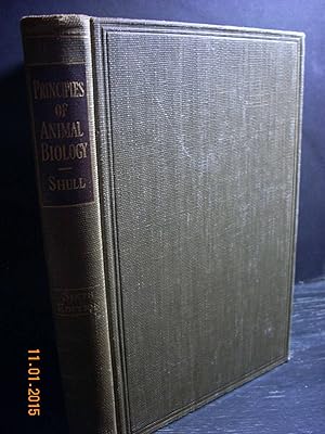 Image du vendeur pour Principles of animal biology mis en vente par Hammonds Antiques & Books