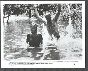 Seller image for Cut and Run 8x10 Still Lisa Blount Michael Berryman for sale by DTA Collectibles