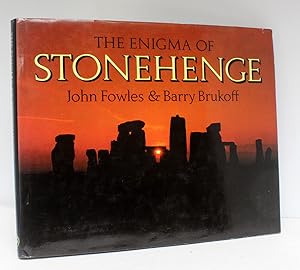 Immagine del venditore per The Enigma of Stonehenge venduto da Lasting Words Ltd