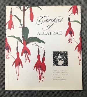 Imagen del vendedor de Gardens of Alcatraz a la venta por The Groaning Board