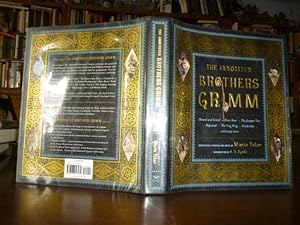 Imagen del vendedor de The Annotated Brothers Grimm a la venta por Gargoyle Books, IOBA