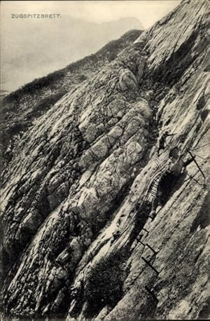 Bild des Verkufers fr Ansichtskarte / Postkarte Hllenthal, Am Brett, Bergsteiger, Abgrund, Steilwand, Zugspitzbesteigung zum Verkauf von akpool GmbH