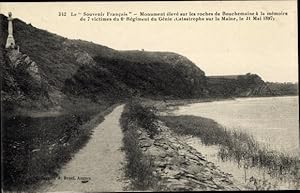 Image du vendeur pour Ansichtskarte / Postkarte Bouchemaine Maine-et-Loire, Monument 6e Regiment du Genie, Catastrophe sur la Maine 1897 mis en vente par akpool GmbH