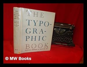 Bild des Verkufers fr The typographic book, 1450-1935 zum Verkauf von MW Books