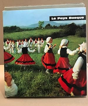 Seller image for Le pays basque for sale by librairie philippe arnaiz