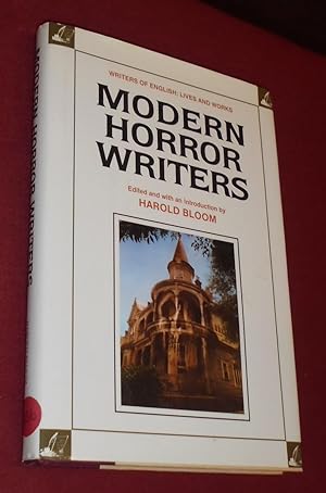 Bild des Verkufers fr Modern Horror Writers (Writers of English: Lives & Works) zum Verkauf von Pensees Bookshop