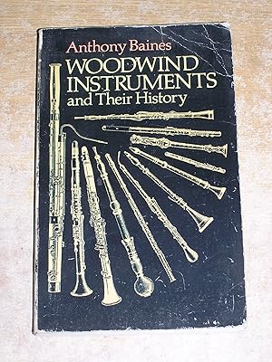 Imagen del vendedor de Woodwind Instruments and Their History (Dover Books on Music) a la venta por Neo Books