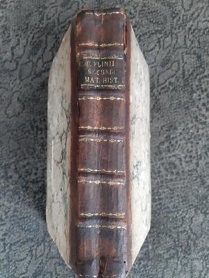 C. Plinii Secundi Naturalis Historiae Libri Trigintaseptem, a Paulo Manutio multis in locis emend...