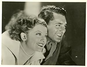 "LES AILES DANS L'OMBRE (WINGS IN THE DARK)" Réalisé par James FLOOD en 1935 avec Cary GRANT, Myr...
