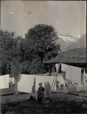 Foto um 1910, Obermais Meran Merano Südtirol, Kinder im Garten