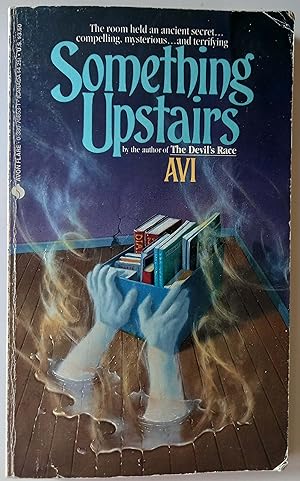 Imagen del vendedor de Something Upstairs ( Texto En Ingles ) a la venta por Librera Salvalibros Express