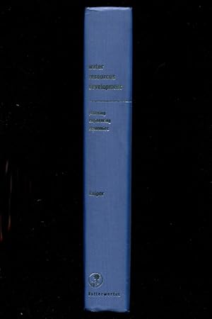 Bild des Verkufers fr Water Resources Development: Planning, Engineering and Economics zum Verkauf von Book Happy Booksellers