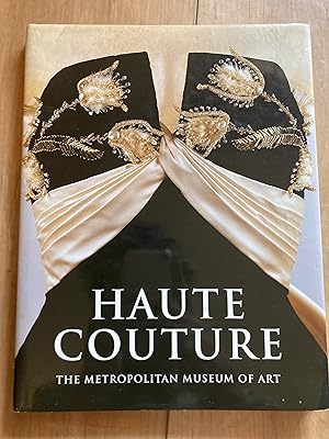 Image du vendeur pour Haute Couture mis en vente par Forecastle Books