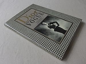 Imagen del vendedor de Dior in Vogue a la venta por Nightshade Booksellers, IOBA member