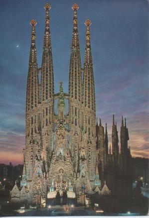 Seller image for Postal E04296: Templo de la Sagrada Familia,Barcelona for sale by EL BOLETIN