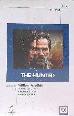 Bild des Verkufers fr The Hunted. DVD e t-shirt zum Verkauf von Librodifaccia