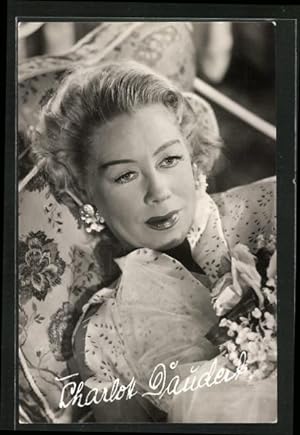 Imagen del vendedor de Ansichtskarte Schauspielerin Charlott Daudert mit Ohrringen a la venta por Bartko-Reher