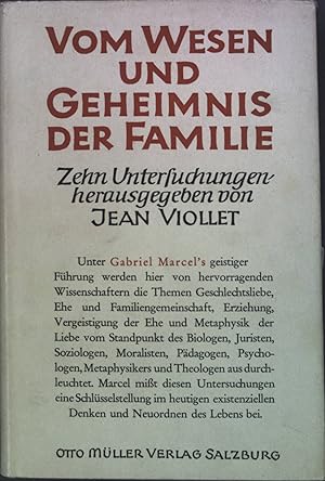 Seller image for Vom Wesen und Geheimnis der Familie: Zehn Untersuchnungen. for sale by books4less (Versandantiquariat Petra Gros GmbH & Co. KG)