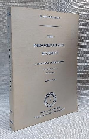 Image du vendeur pour The Phenomenological Movement: A Historical Introduction, Volume Two (Phaenomenologica) mis en vente par Book House in Dinkytown, IOBA