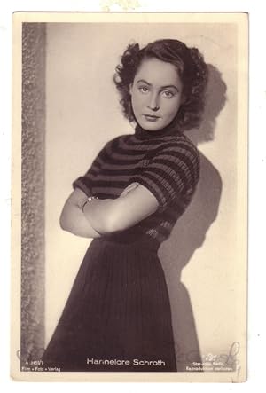 HANNELORE SCHROTH (1922 - 1987). Deutsche Schauspielerin. FOTO-KARTE SIGNIERT.Tobis Star-Foto-Ate...