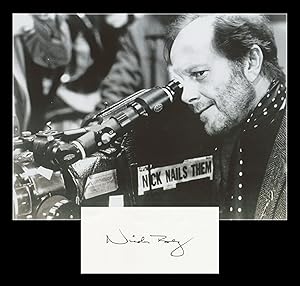 Image du vendeur pour Nicolas Roeg (1928-2018) - Signed card + Photo - Brussels 2001 mis en vente par PhP Autographs