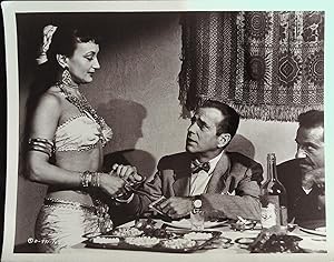 Image du vendeur pour Sirocco 8 X 10 Still 1951 Humphrey Bogart, Marta Toren, Lee J. Cobb mis en vente par AcornBooksNH