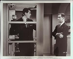 Immagine del venditore per Pillow Talk 8 X 10 Still 1959 Rock Hudson, Doris Day, Tony Randall venduto da AcornBooksNH