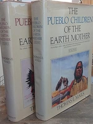 Pueblo Children of the Earth Mother (2 volume set)