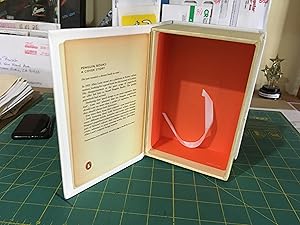 Immagine del venditore per Postcards from Penguin: One Hundred Book Covers in One Box venduto da Monroe Stahr Books