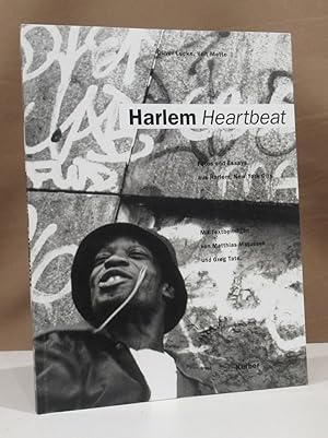 Immagine del venditore per Harlem Heartbeat. Fotos und Essays aus Harlem, New York City. Mit Textbeitrgen von Matthias Matussek und Greg Tate. venduto da Dieter Eckert
